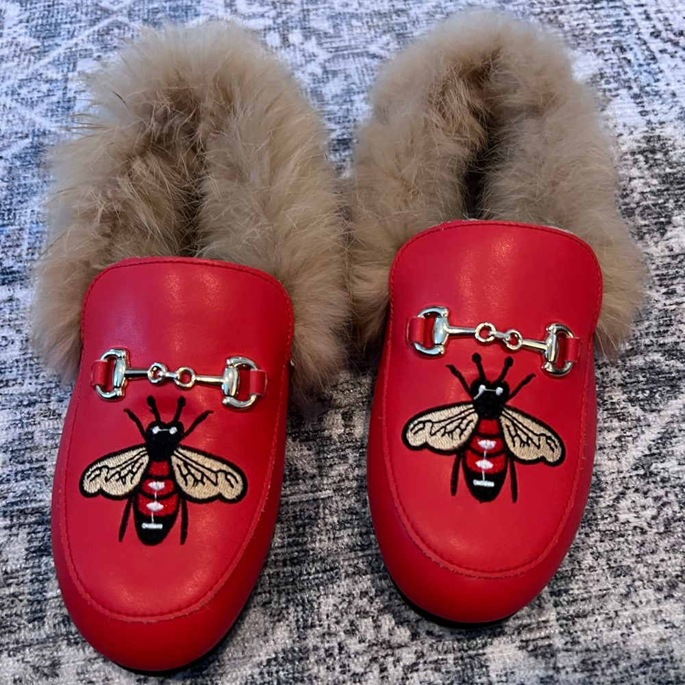 Kids EU 34 Fur-Lined Bee Horsebit Loafers with Bee | Cozy Slip-On Dress Shoes